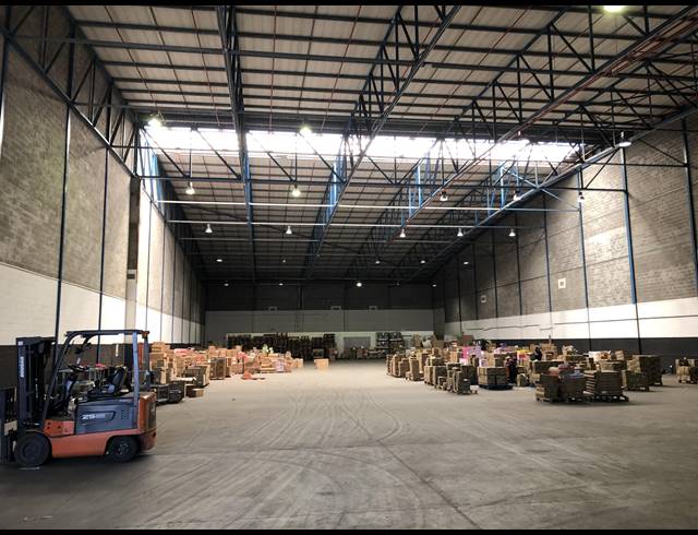 2,651M² FACTORY TO LET IN EPPING INDUSTRIAL